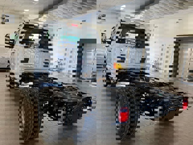 New 2025 Ford F350 XL w/ XL Chrome Package image 5