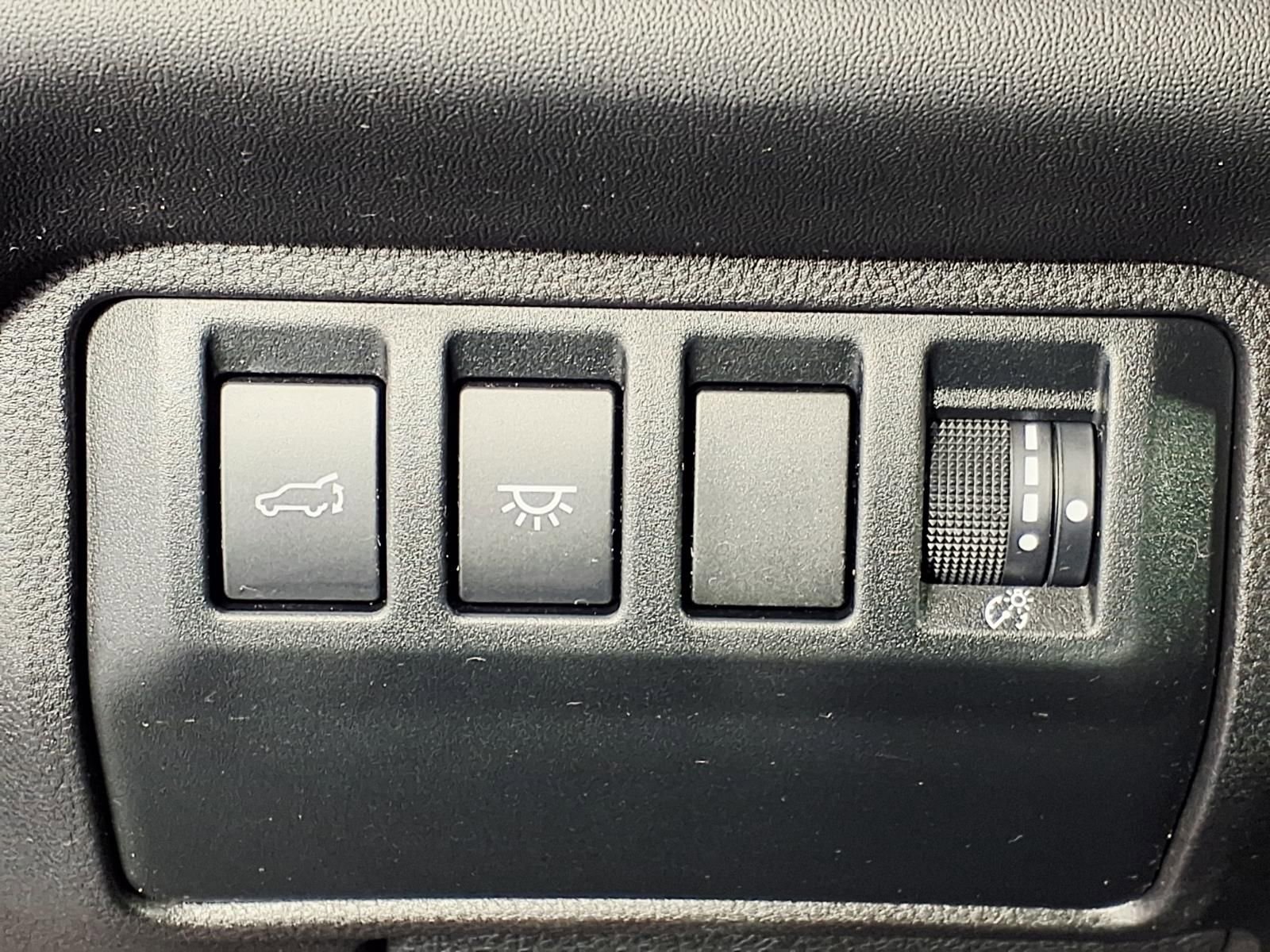 Used 2023 Subaru Ascent Touring image 16