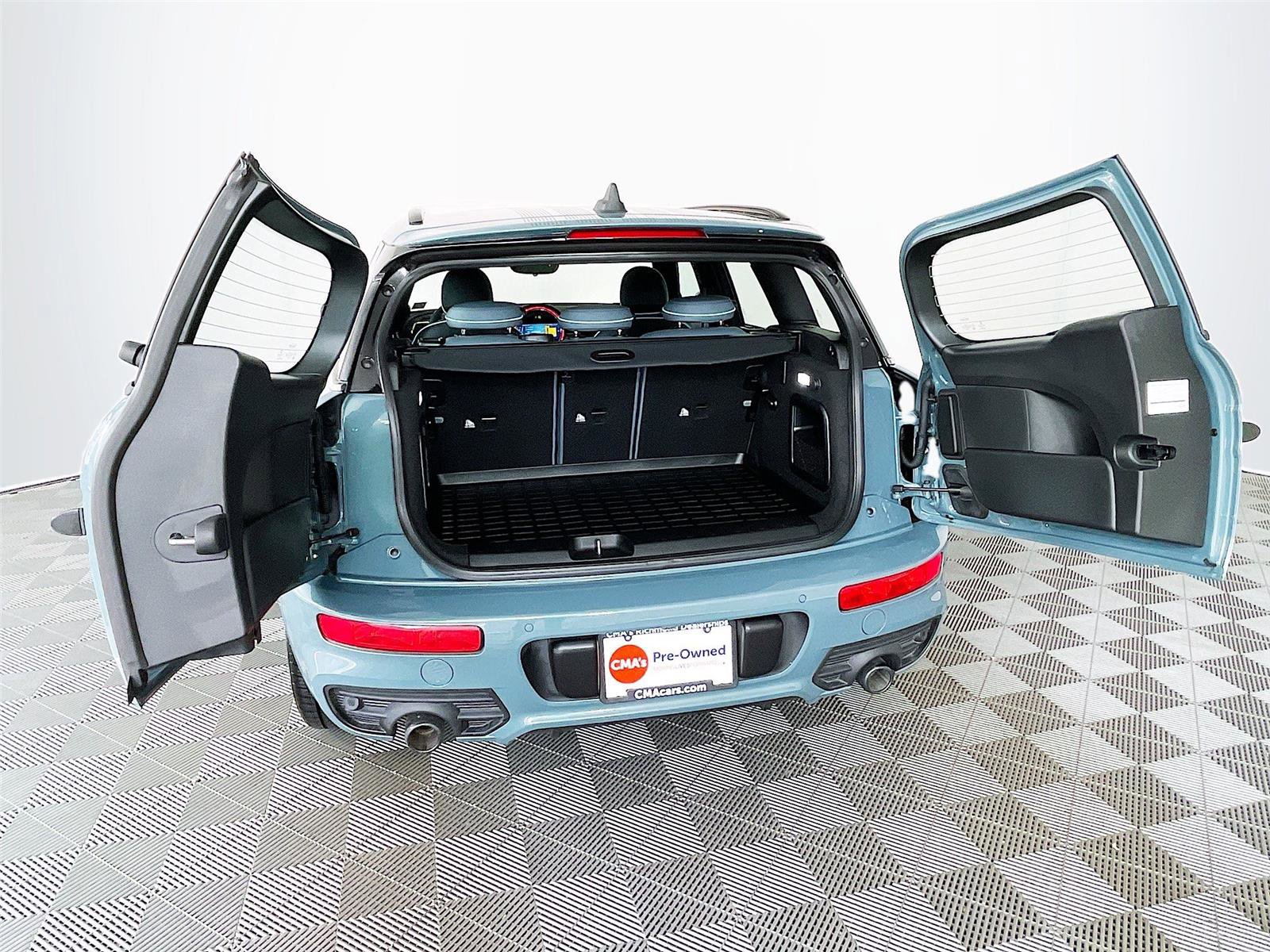 Used 2023 MINI Cooper Clubman S w/ MINI Untold Edition FWD image 31