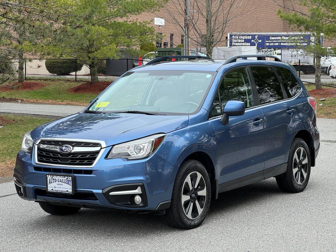 Used 2017 Subaru Forester 2.5i Limited AWD/4WD image 3