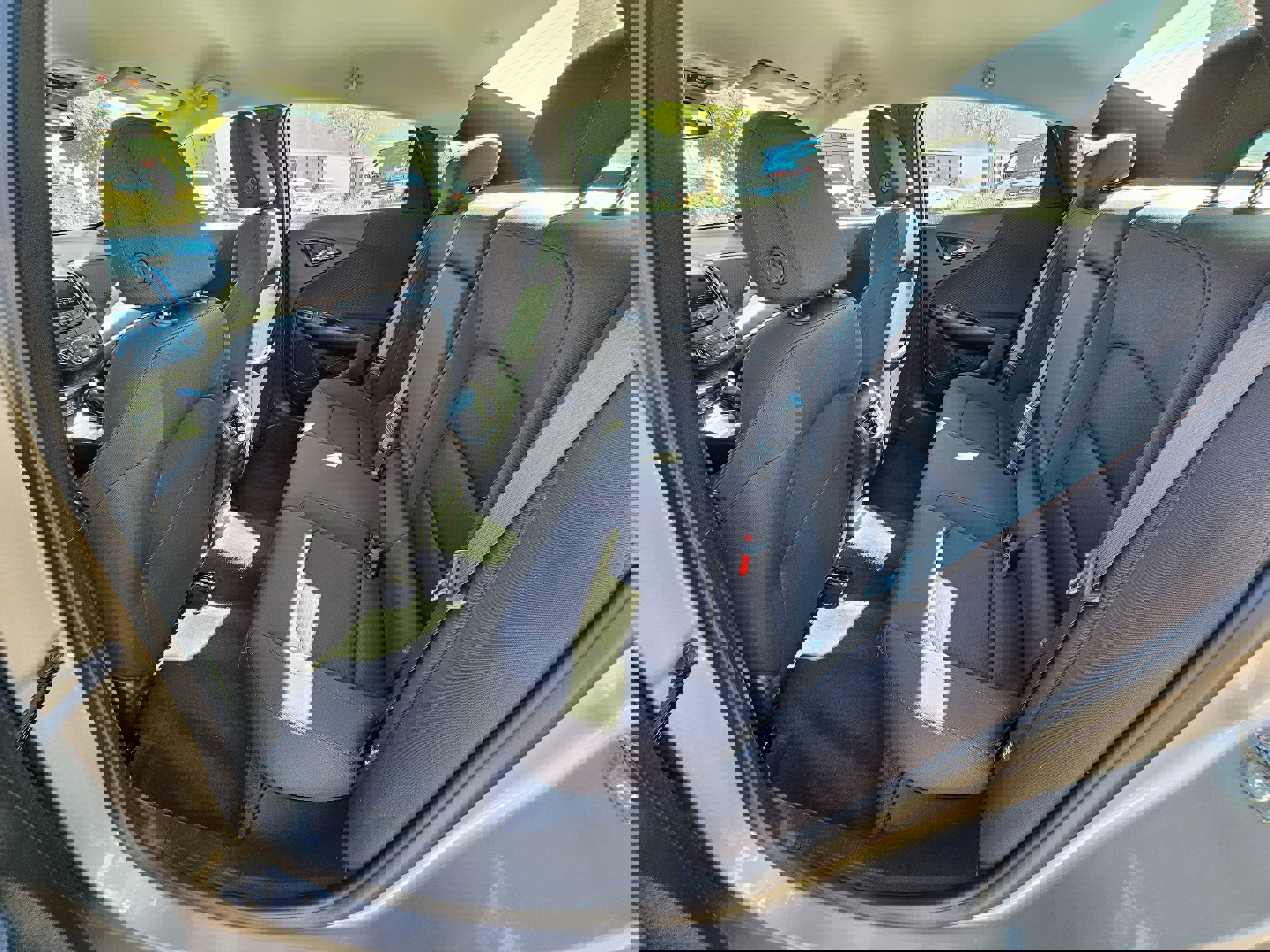 Used 2023 Chevrolet Malibu LT image 14