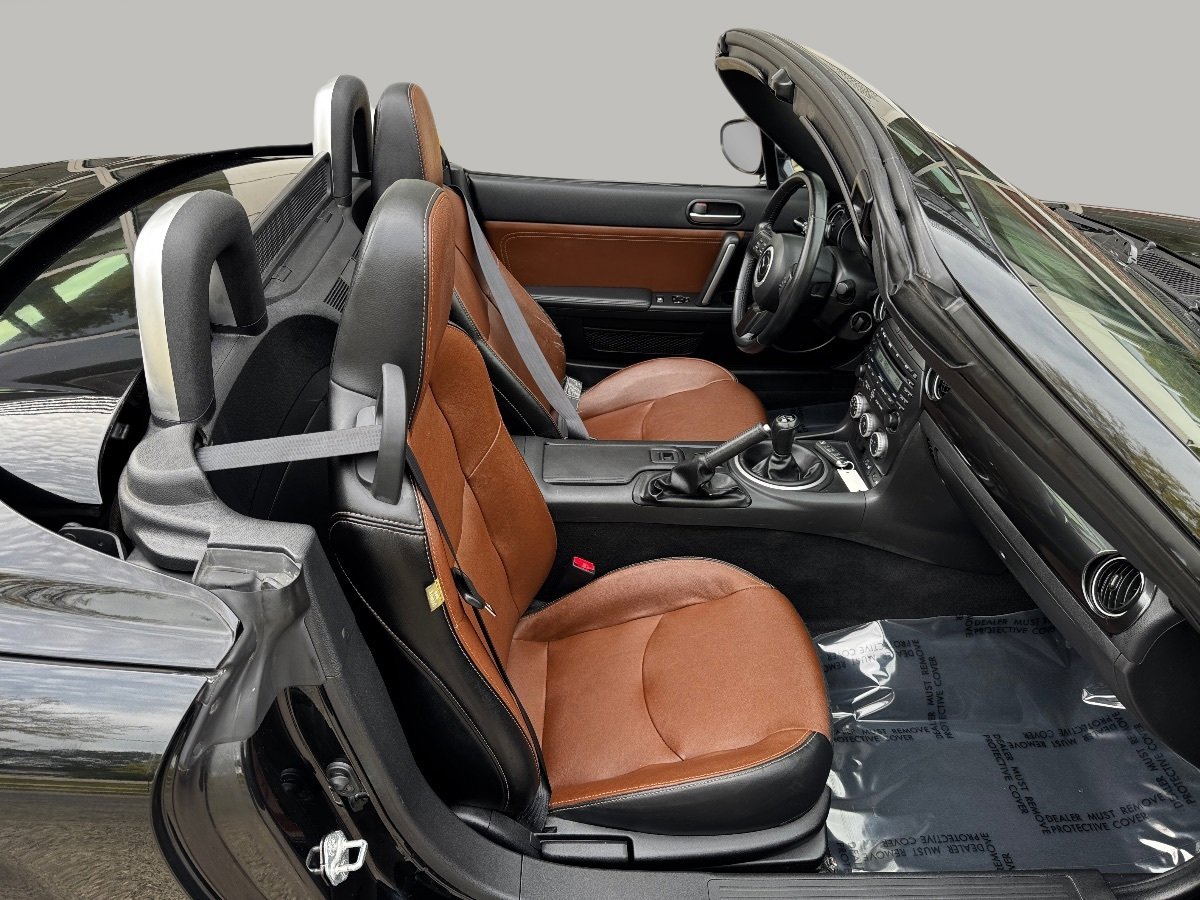 Used 2014 MAZDA MX-5 Miata Grand Touring w/ Premium Package image 17