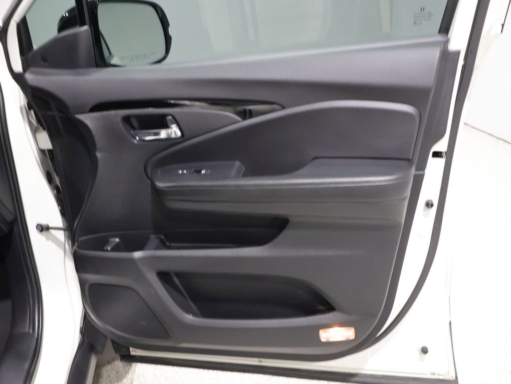 Used 2019 Honda Passport Elite image 23