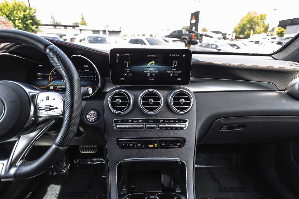 Used 2022 Mercedes-Benz GLC 43 AMG 4MATIC image 23
