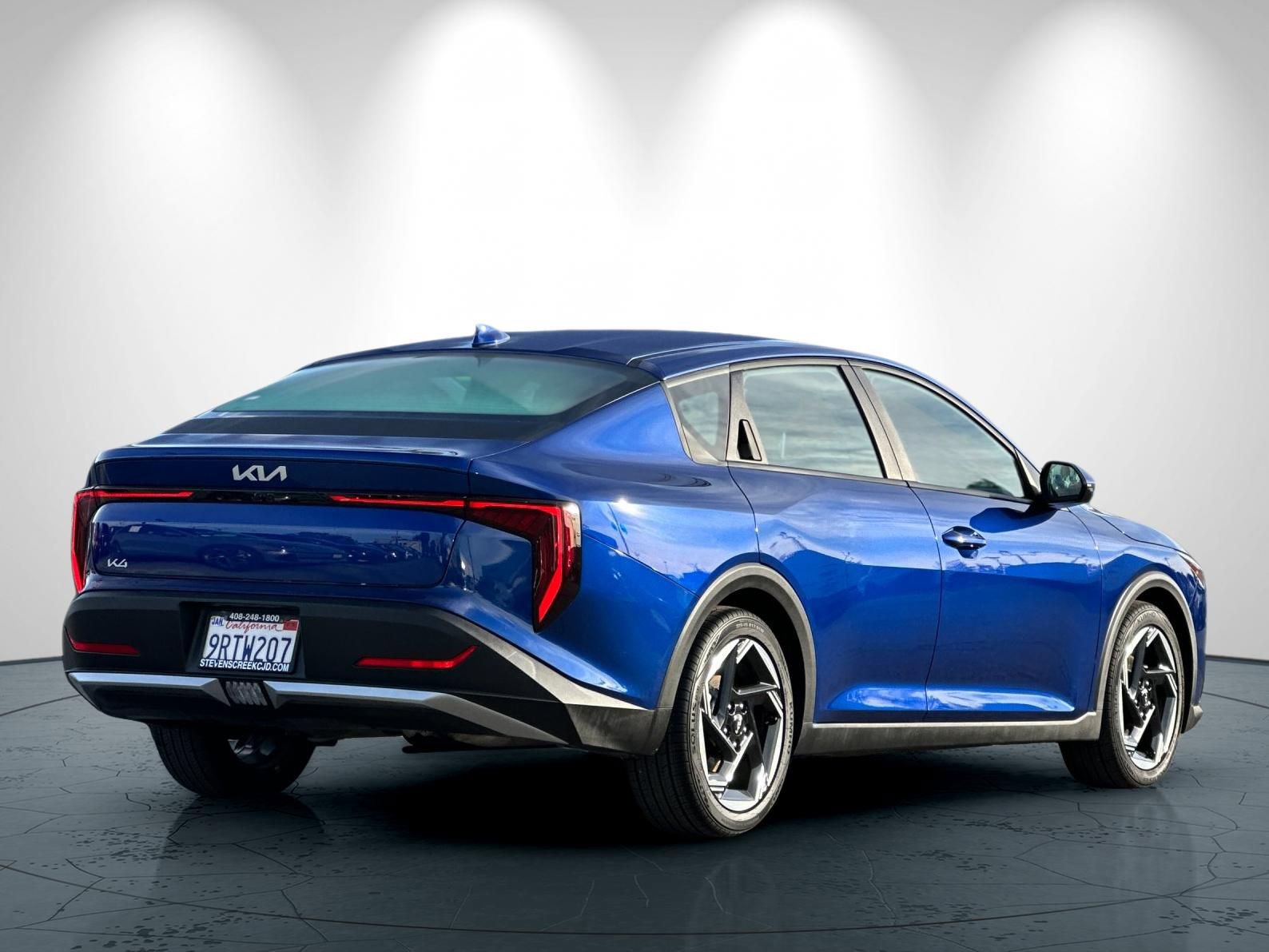 Used 2025 Kia K4 EX FWD image 4