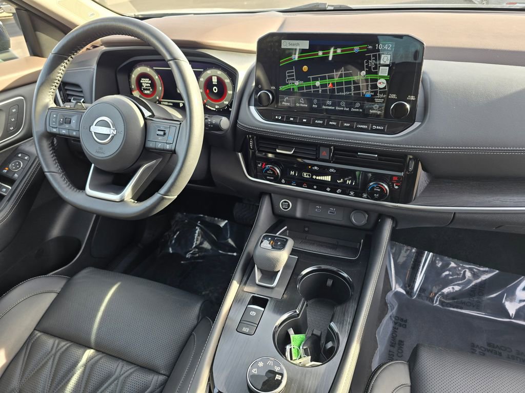 Used 2023 Nissan Rogue Platinum w/ Platinum Premium Package image 11