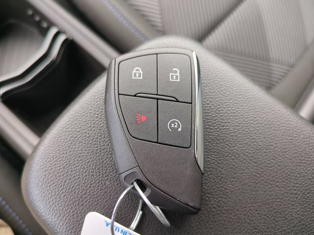 New 2027 Chevrolet Bolt LT w/ Comfort Package FWD image 29