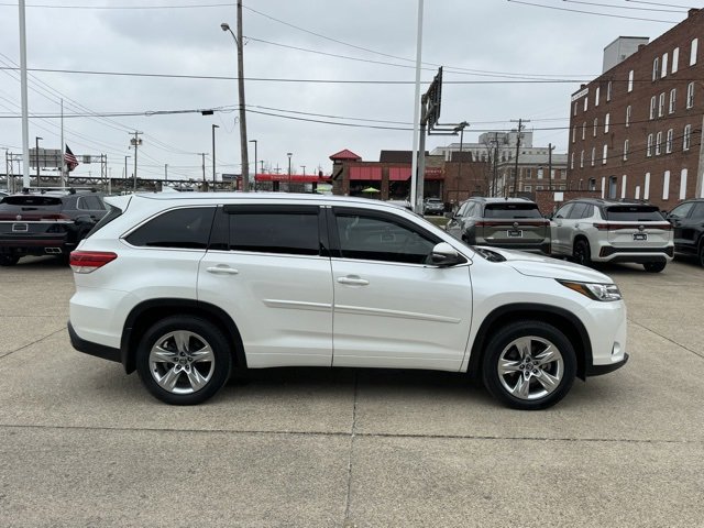 Used 2019 Toyota Highlander Limited image 6