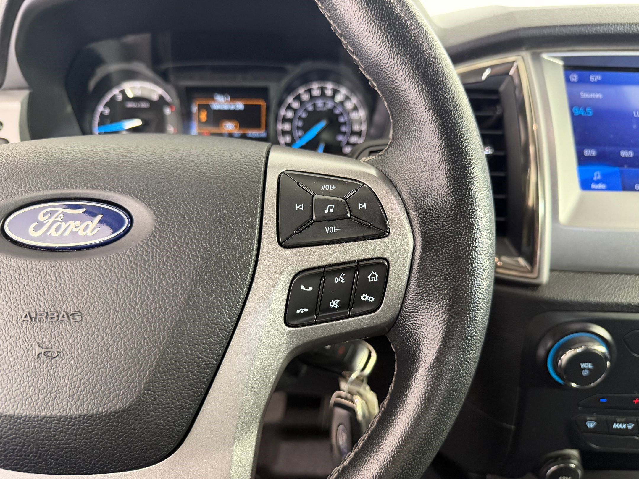 Used 2019 Ford Ranger XLT w/ Equipment Group 301A Mid AWD/4WD image 23