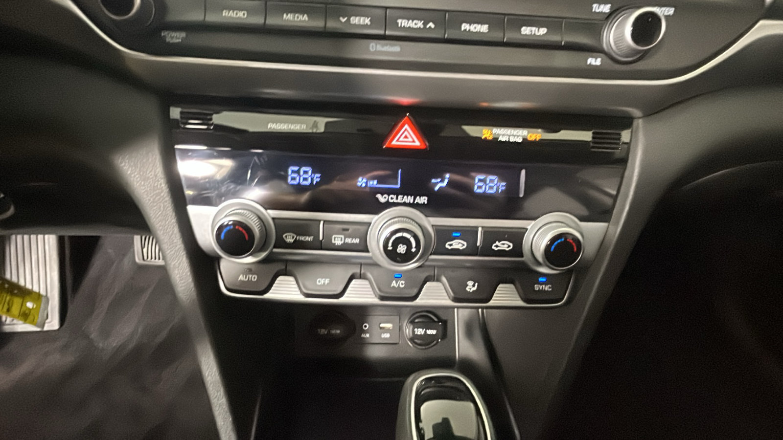 Used 2020 Hyundai Elantra SE w/ Cargo Package (C1) FWD image 26
