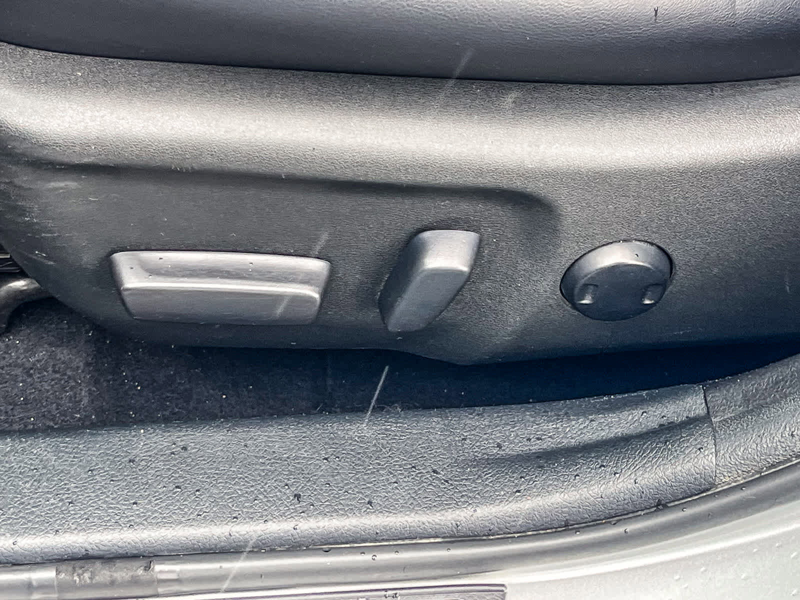 Used 2017 Toyota Camry SE image 21