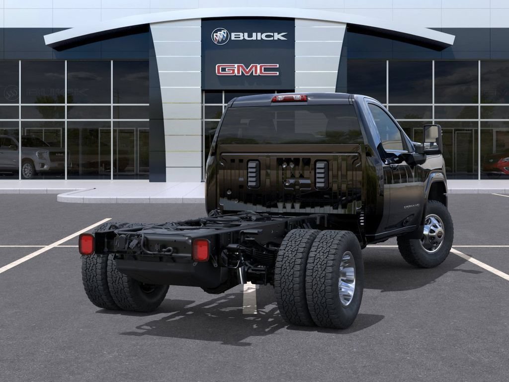 New 2026 GMC Sierra 3500 SLE w/ SLE Convenience Package RWD image 8