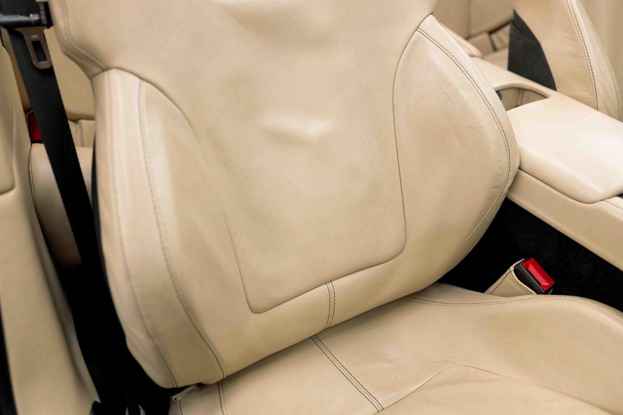 Used 2006 Aston Martin DB9 Volante RWD image 86