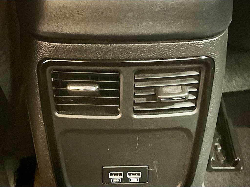 Used 2022 Dodge Charger R/T w/ Blacktop Package image 25