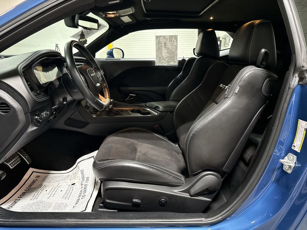 Used 2023 Dodge Challenger SRT Hellcat RWD image 3