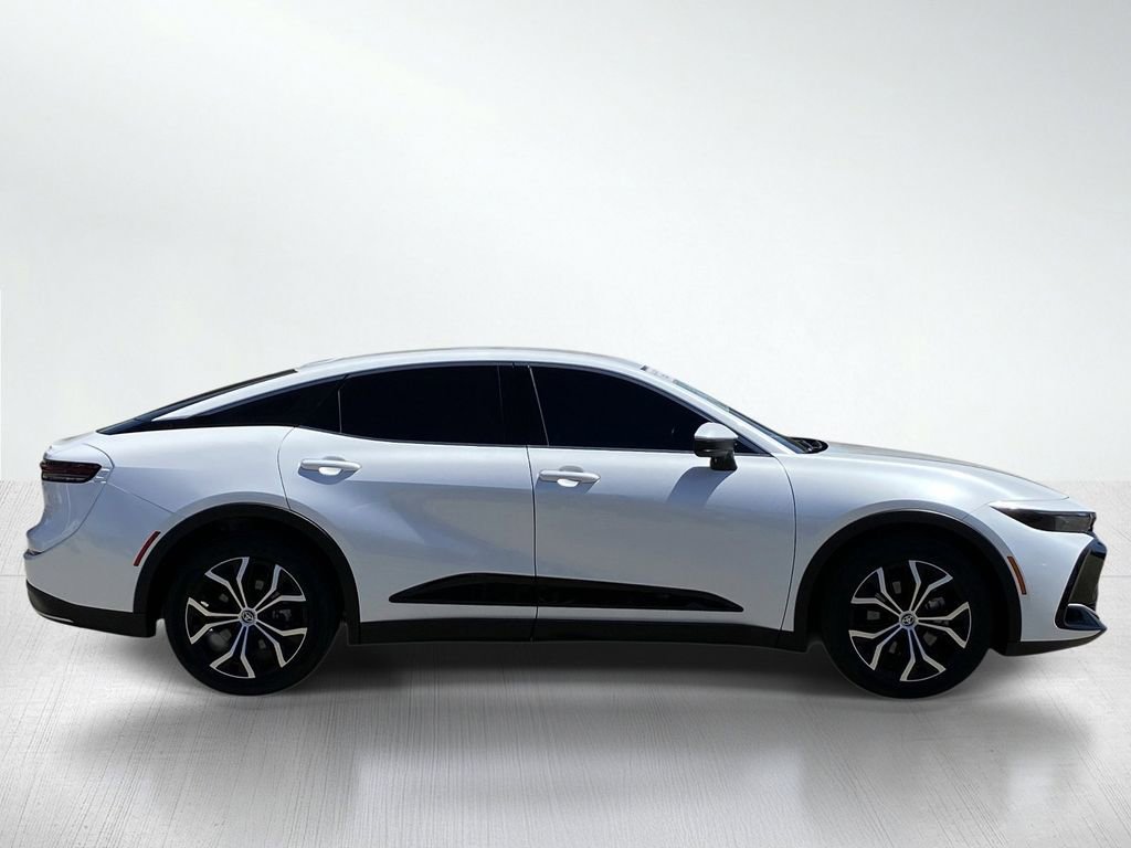 Certified 2023 Toyota Crown XLE image 10