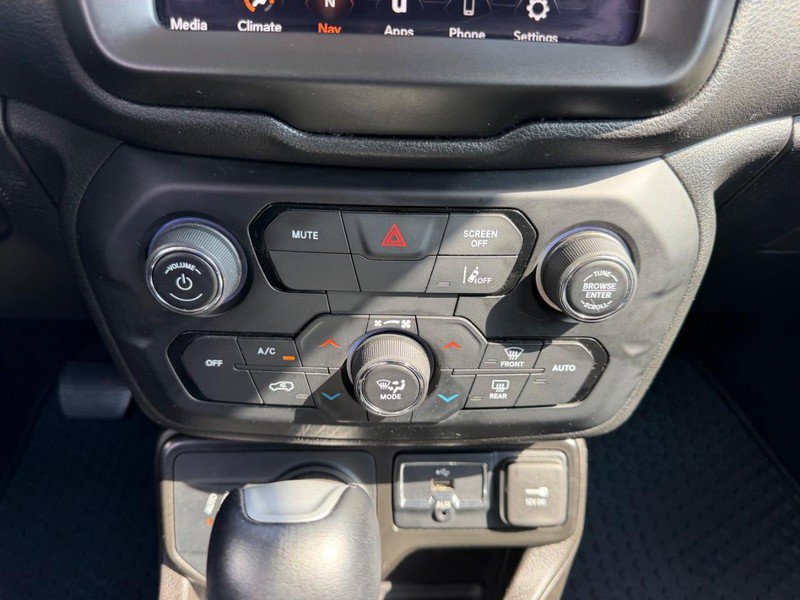 Used 2023 Jeep Renegade Trailhawk AWD/4WD image 14
