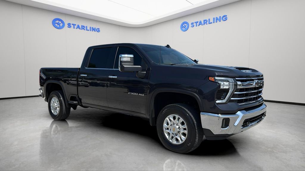 Used 2024 Chevrolet Silverado 2500 LTZ image 11