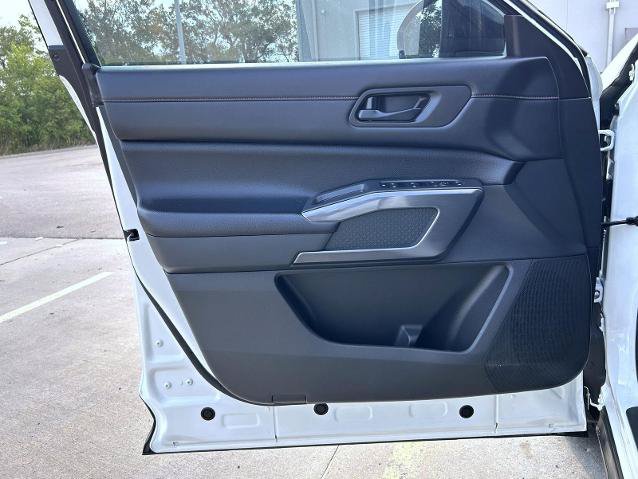 Certified 2024 Nissan Pathfinder Rock Creek AWD/4WD image 9