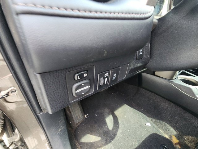 Used 2014 Toyota RAV4 XLE AWD/4WD image 20