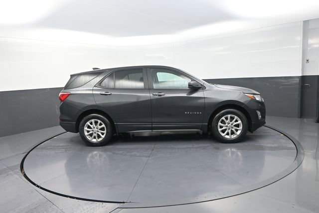 Used 2020 Chevrolet Equinox LS w/ LS Convenience Package AWD/4WD image 57
