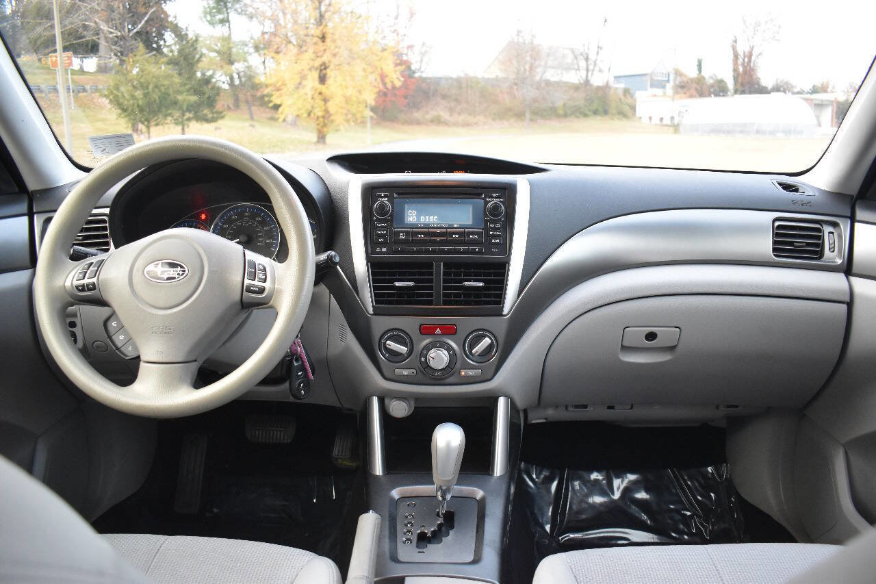Used 2012 Subaru Forester 2.5X Premium w/ All-Weather Pkg image 18