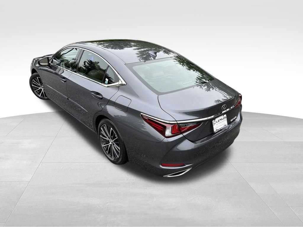 Used 2023 Lexus ES 350 w/ Premium Package FWD image 4