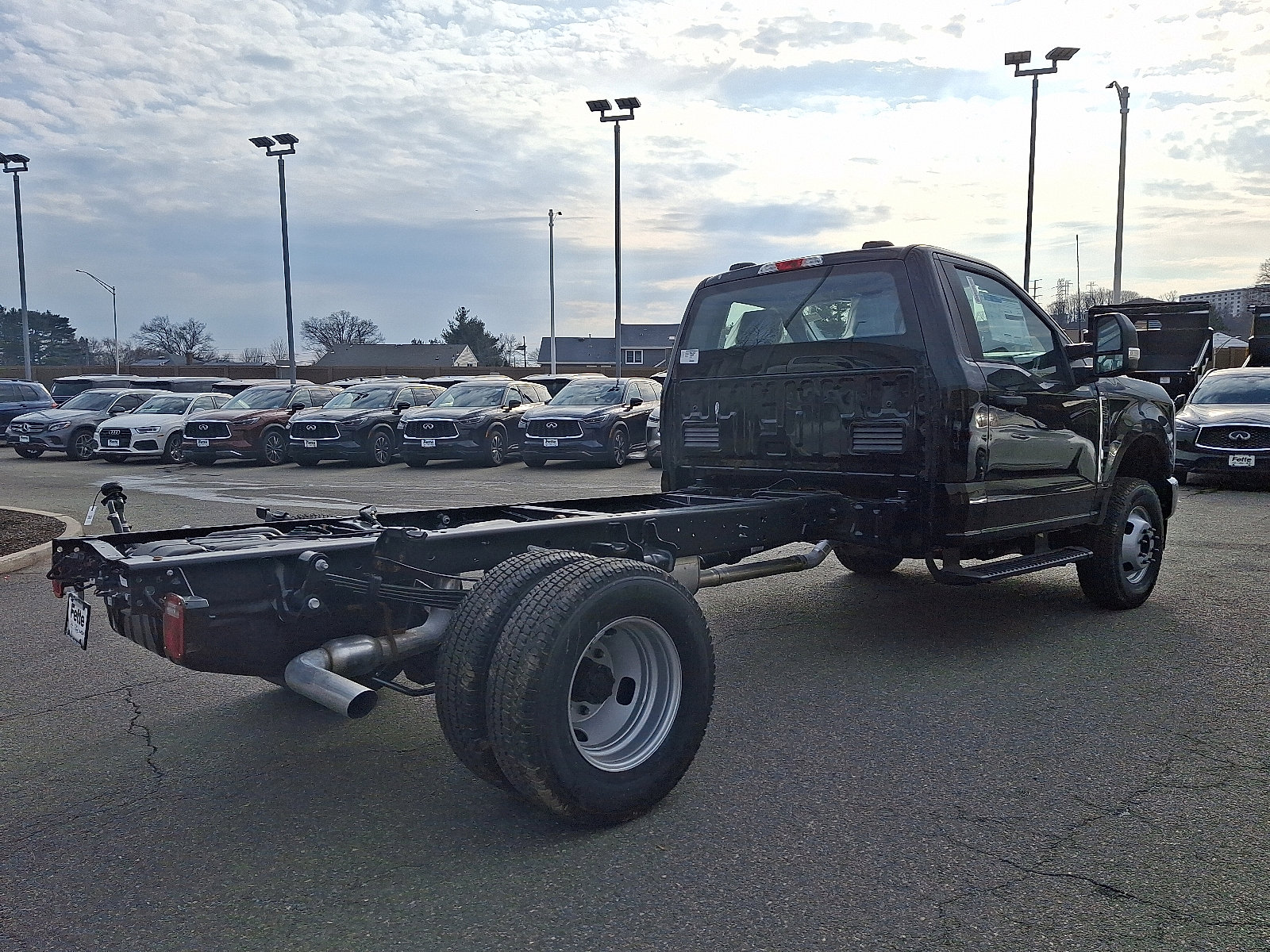 New 2025 Ford F350 XL w/ XL Chrome Package image 4