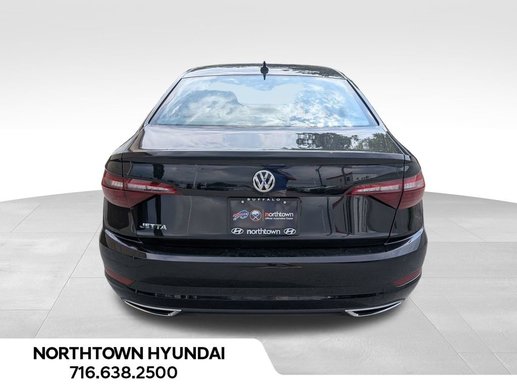 Used 2020 Volkswagen Jetta R-Line FWD image 14