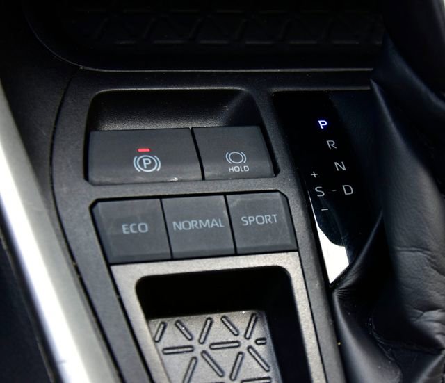 Used 2024 Toyota RAV4 XLE Premium image 24