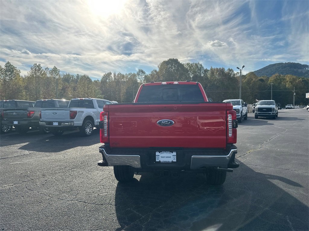 New 2026 Ford F250 Lariat w/ Chrome Package image 6