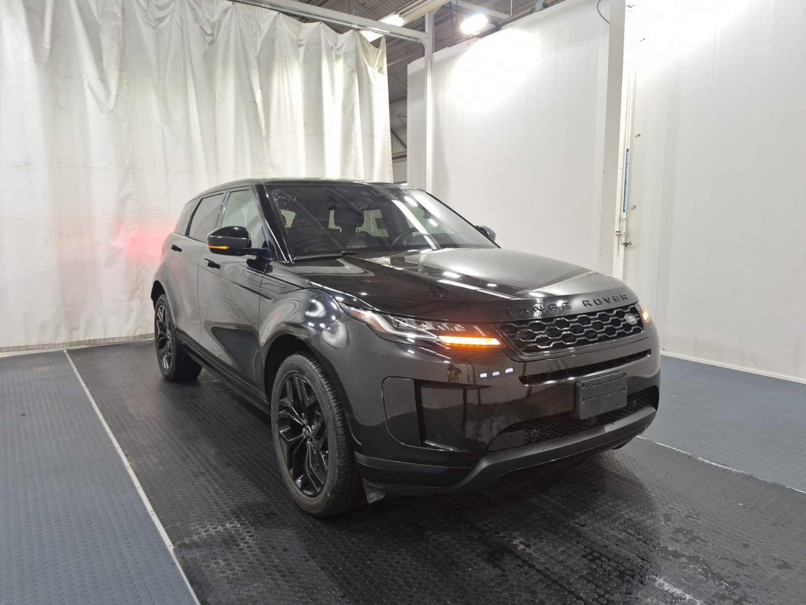 Used 2020 Land Rover Range Rover Evoque S AWD/4WD image 5