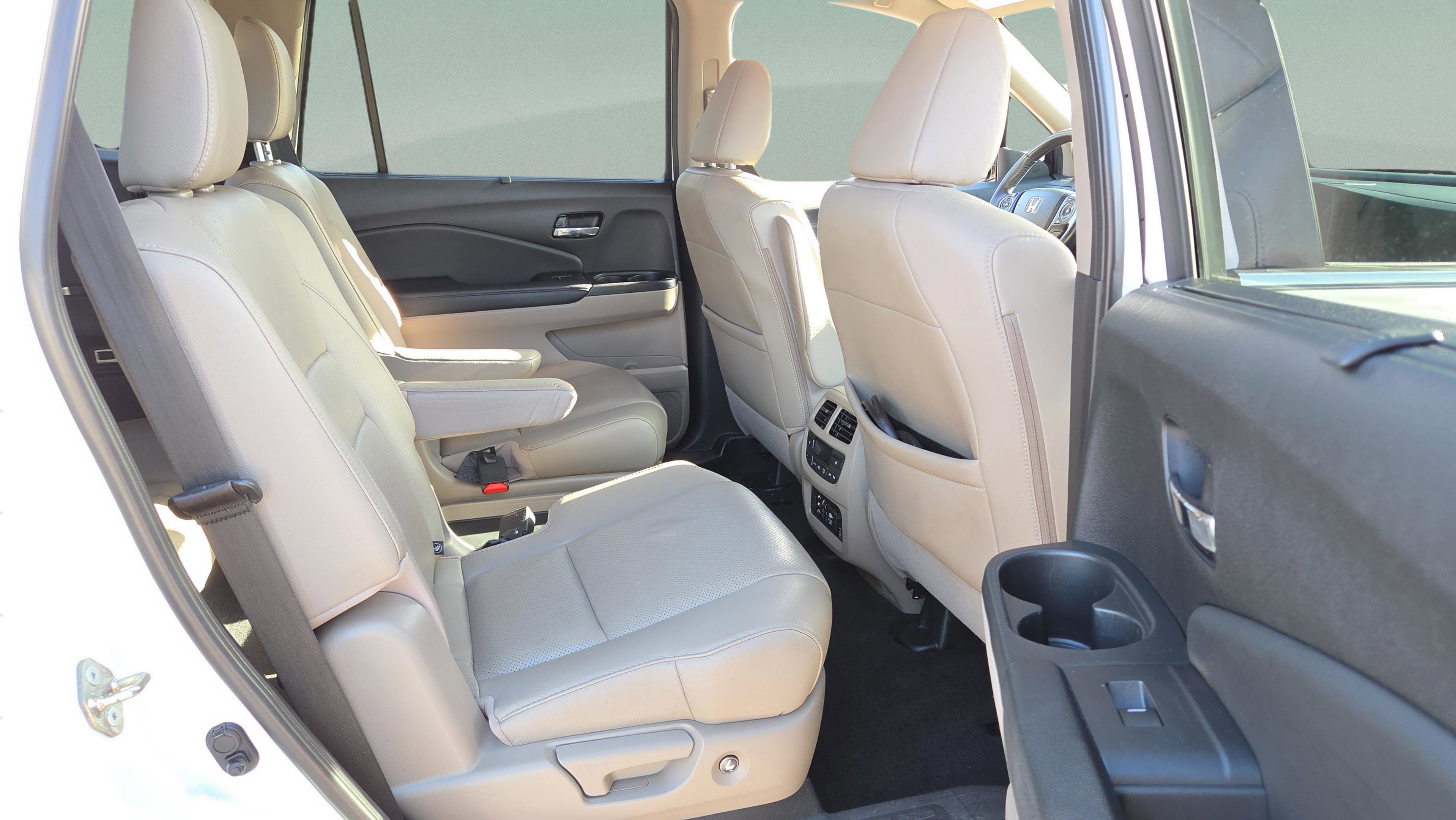 Certified 2018 Honda Pilot Elite image 21