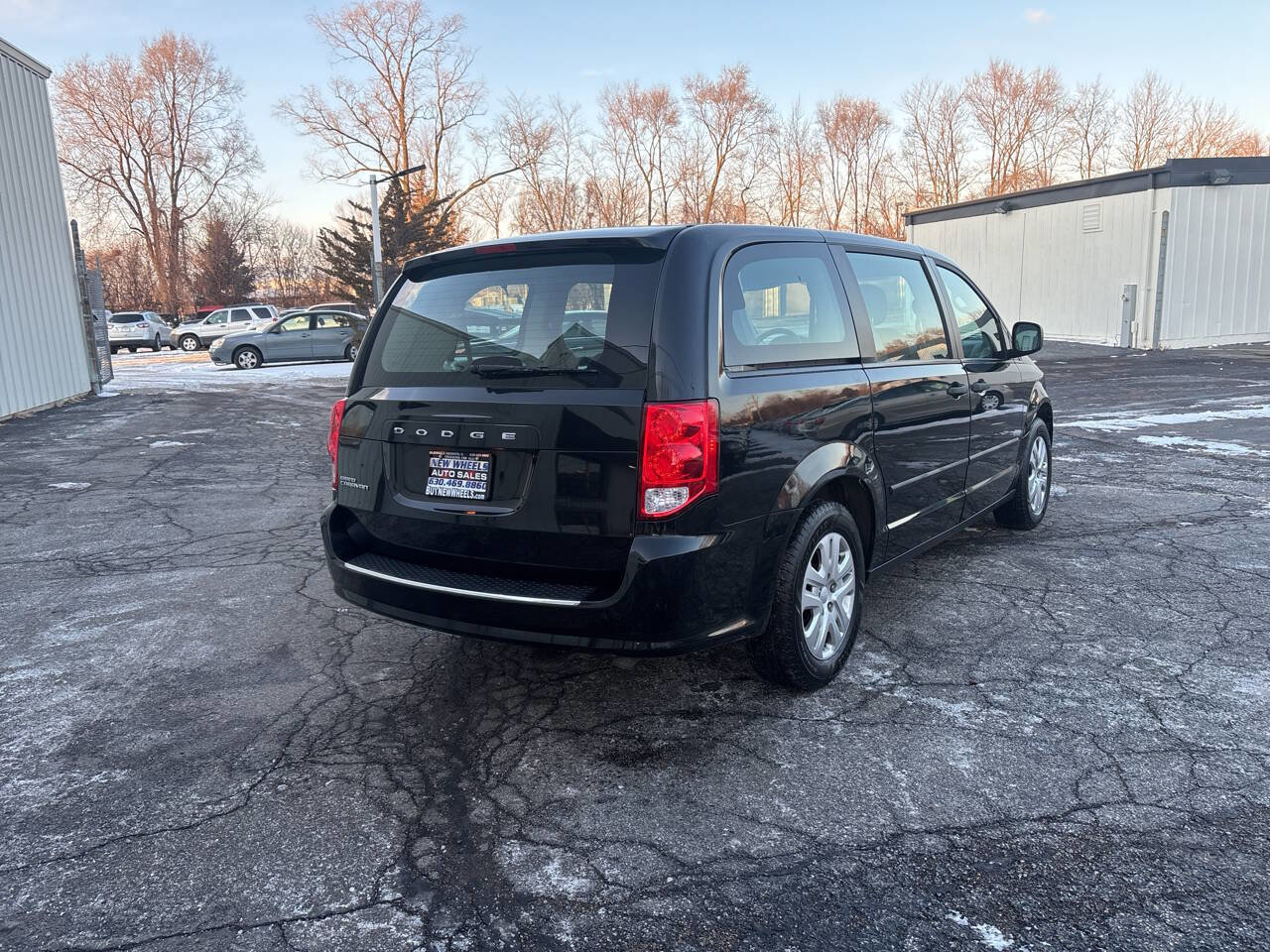 Used 2014 Dodge Grand Caravan American Value Package FWD image 5