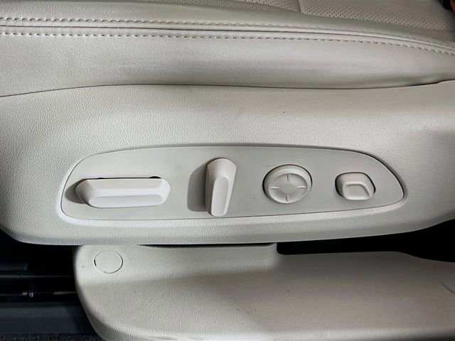 Used 2023 Buick Enclave Premium w/ Experience Buick Package image 18