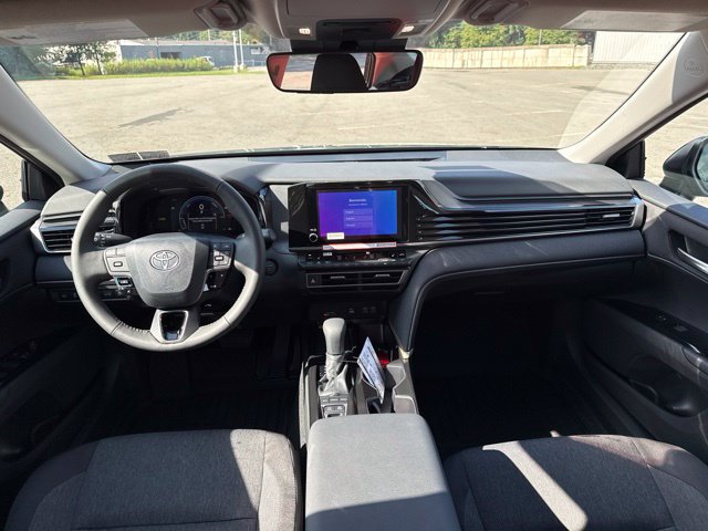 New 2026 Toyota Camry LE w/ Convenience Package FWD image 17