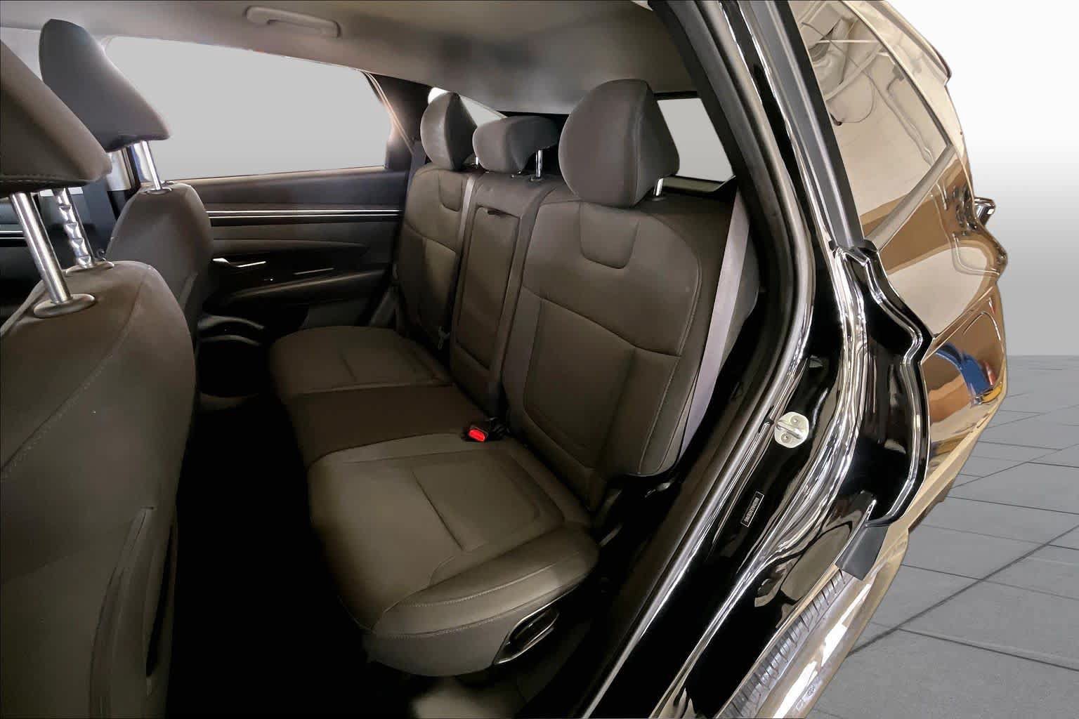 Used 2022 Hyundai Tucson SEL FWD image 18
