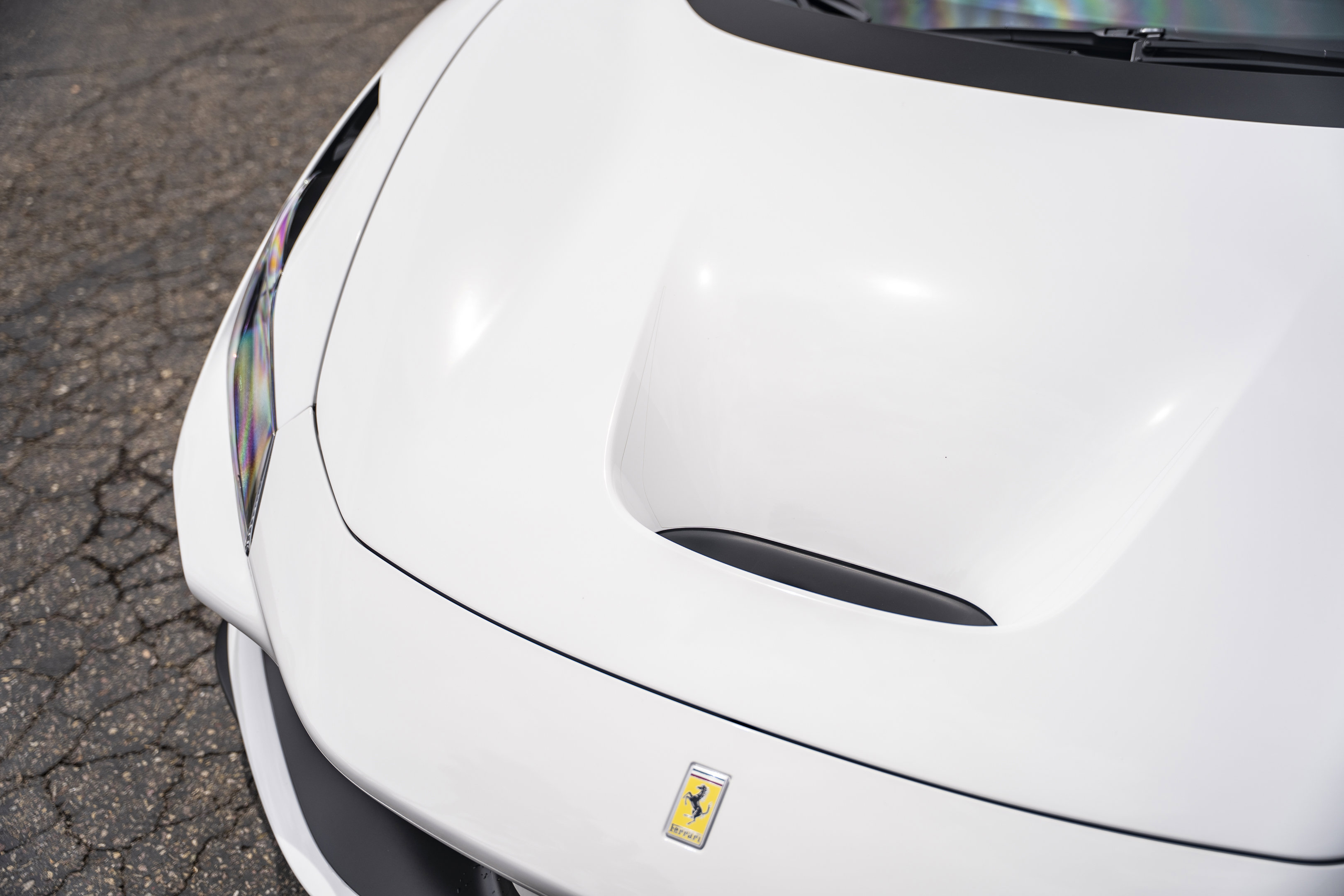Used 2021 Ferrari F8 Tributo RWD image 19