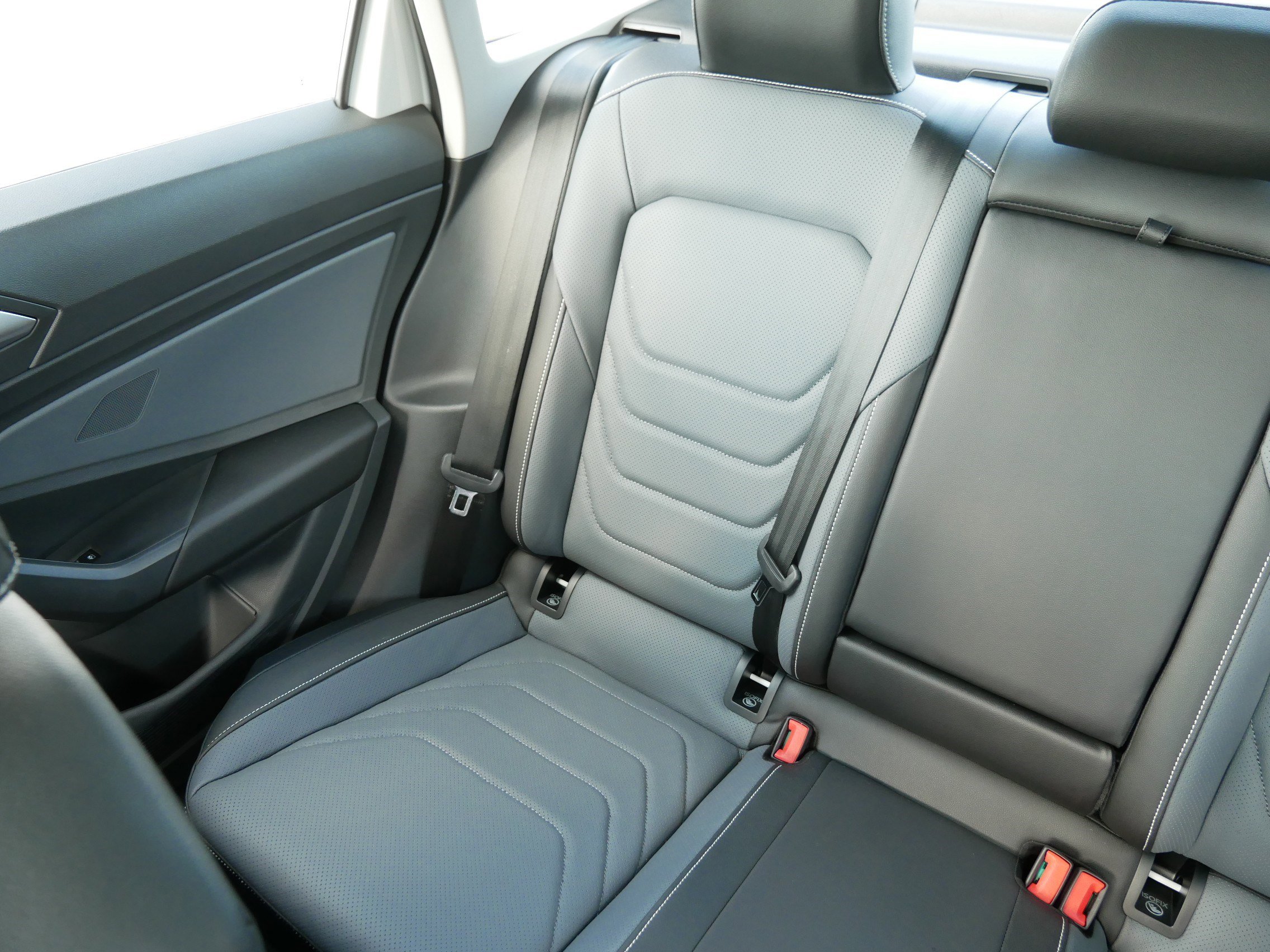 Certified 2025 Volkswagen Jetta SEL image 12