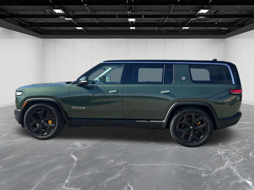 Used 2023 Rivian R1S Launch Edition image 2