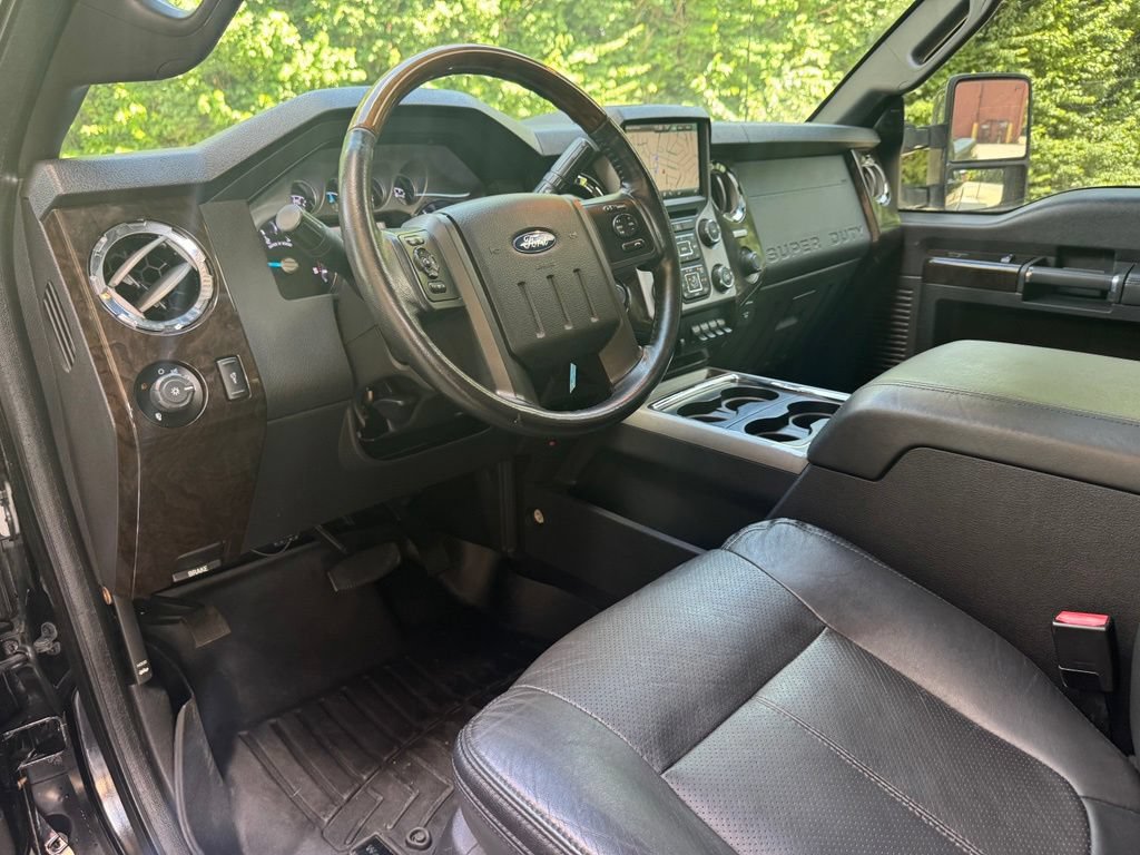 Used 2016 Ford F350 Platinum w/ FX4 Off-Road Package AWD/4WD image 13