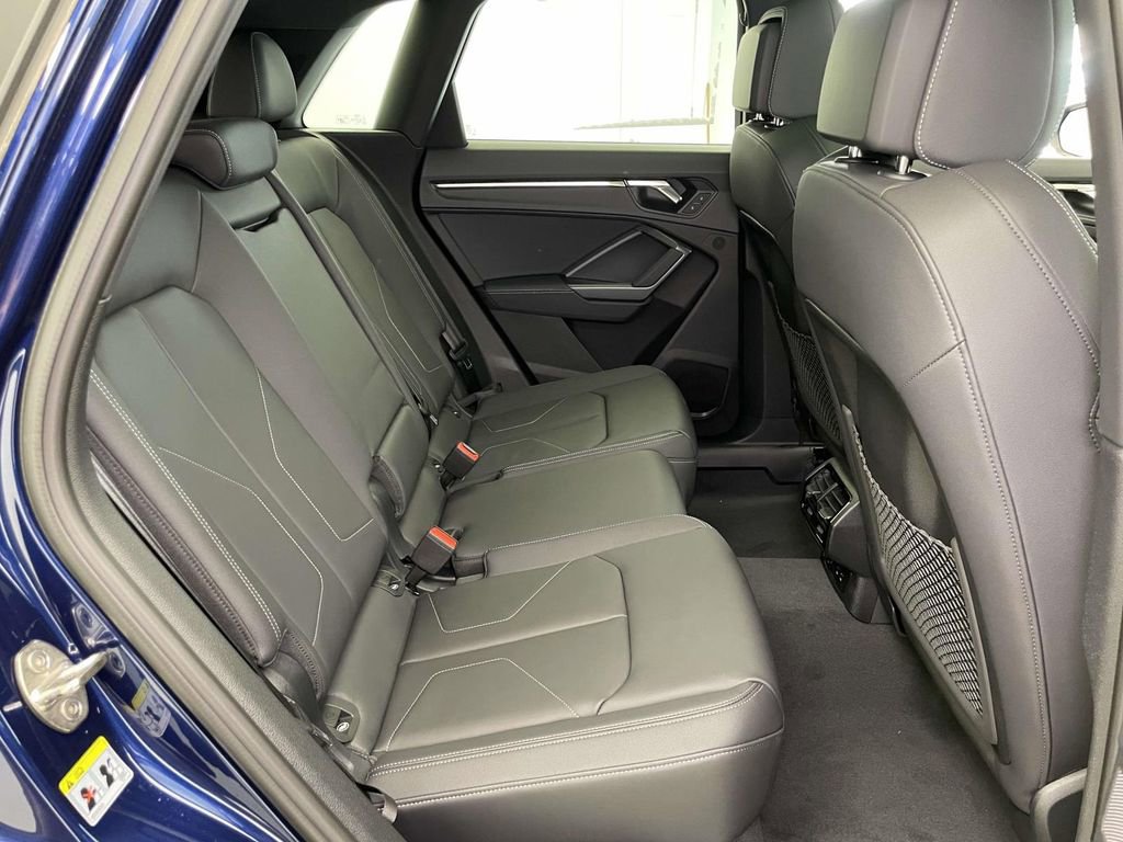 New 2025 Audi Q3 2.0T Premium image 22