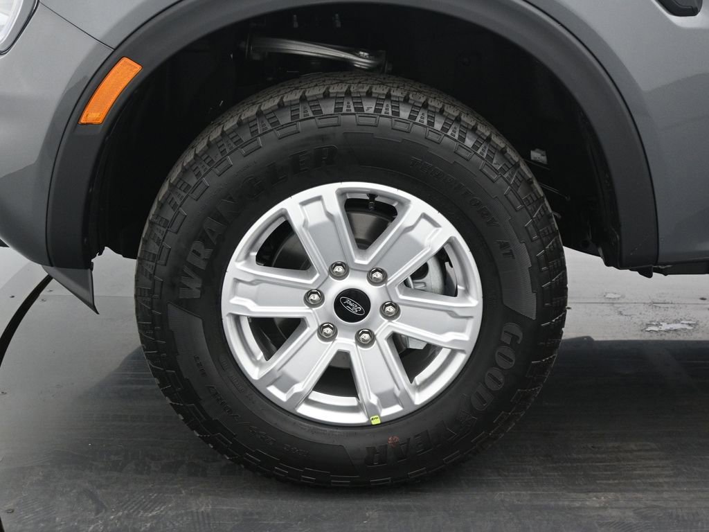 New 2025 Ford Ranger XL image 19