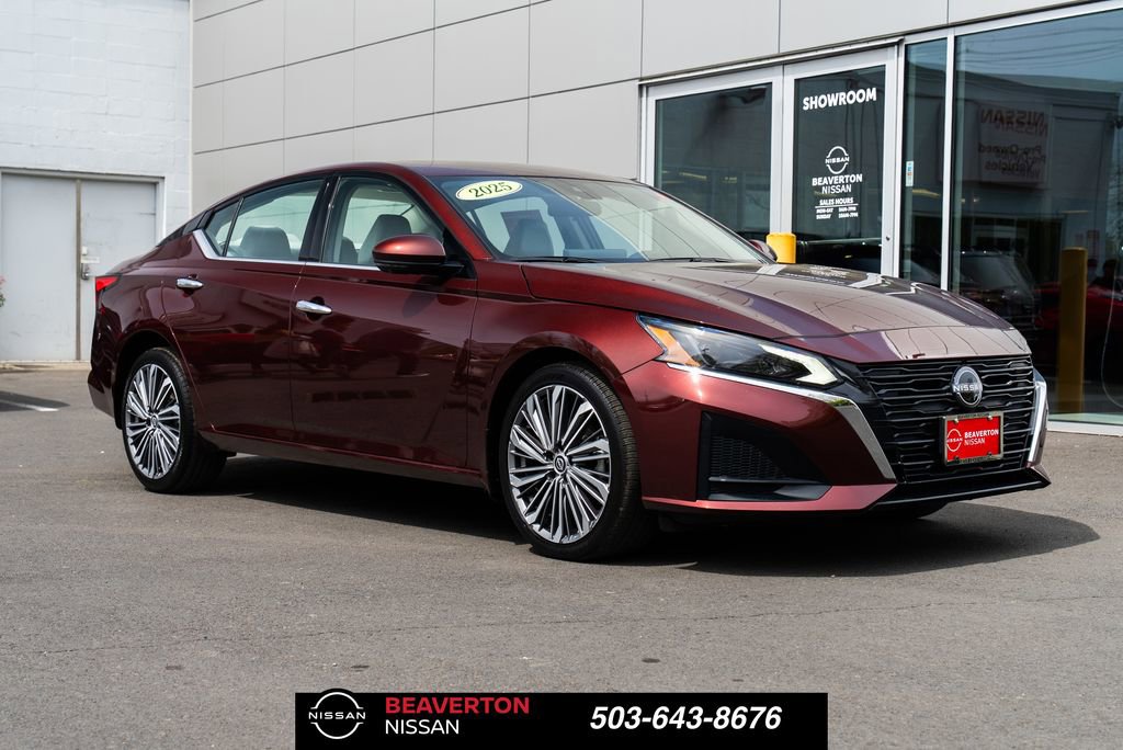 Certified 2025 Nissan Altima 2.5 SL image 1