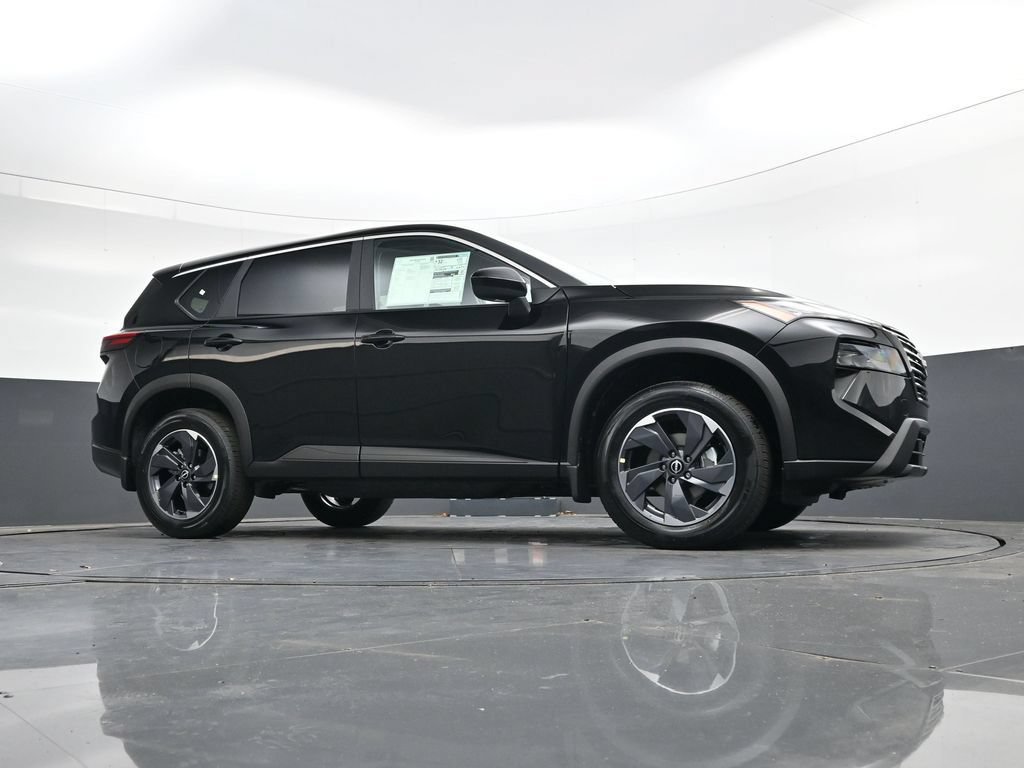 Certified 2026 Nissan Rogue SV FWD image 38