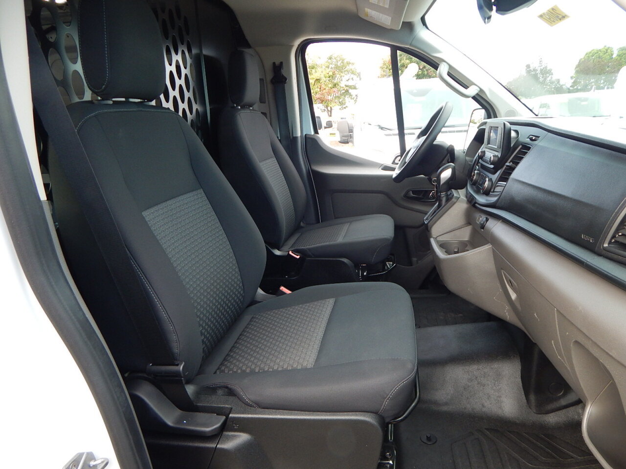 Used 2025 Ford Transit 250 Low Roof w/ Exterior Upgrade Package RWD image 21