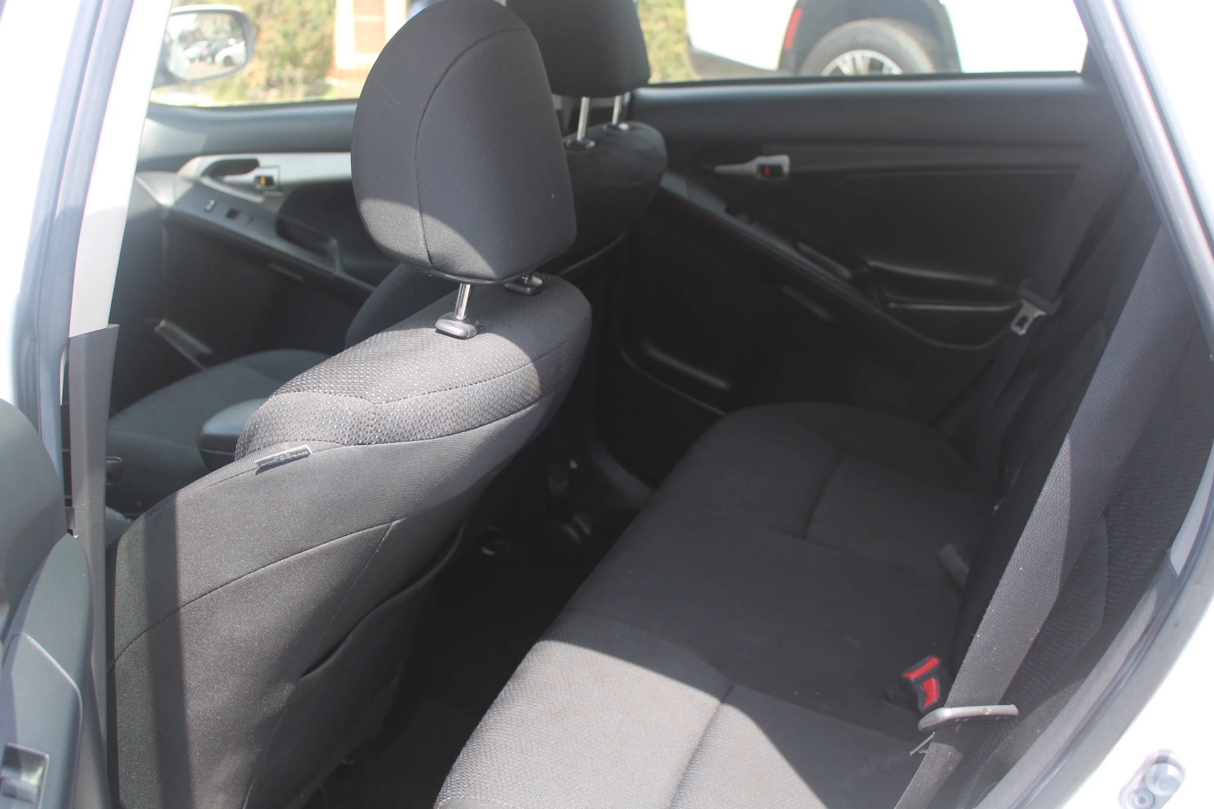 Used 2009 Toyota Matrix S w/ Preferred Accessory Pkg FWD image 19
