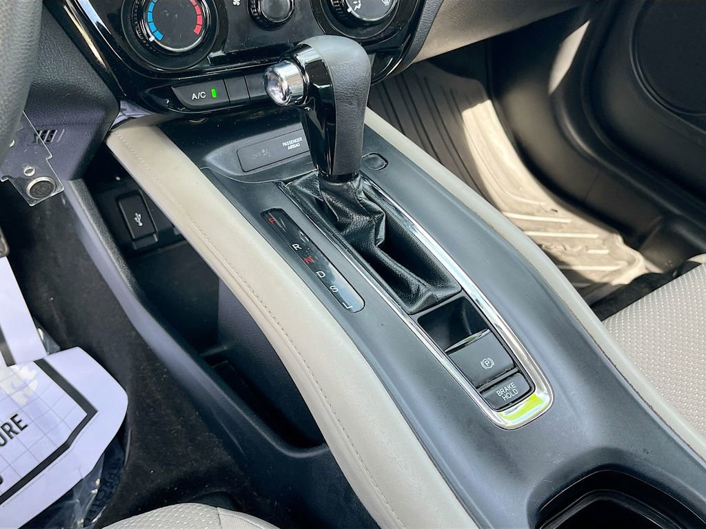 Used 2017 Honda HR-V LX image 16