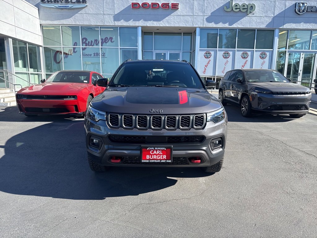 Certified 2024 Jeep Compass Trailhawk w/ Trailhawk Elite Group image 2