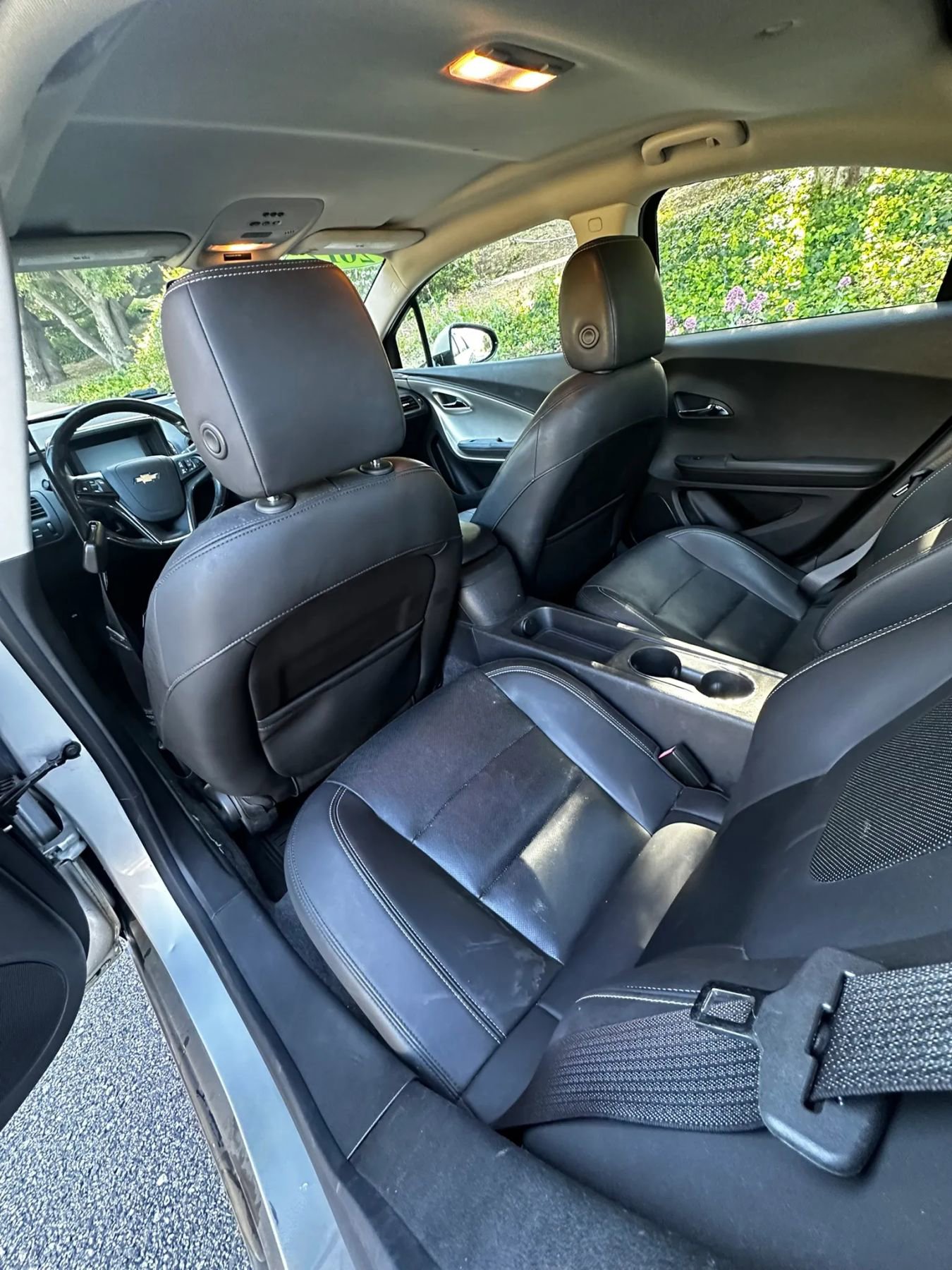 Used 2012 Chevrolet Volt Premium w/ Premium Trim Package image 15